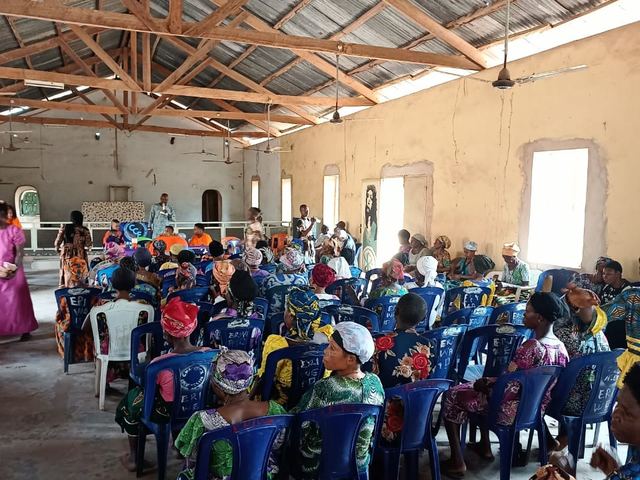 A full hall for the Christmas celebration
